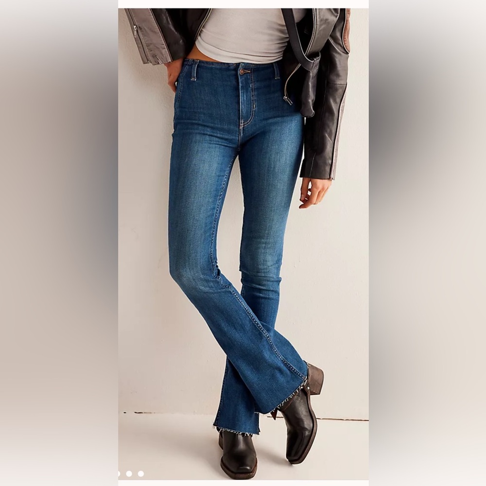 Free People Women's Boot Cut Jeans in Blue